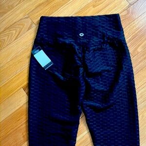 Sofia by Sofia Vergara Active Leggings NWT size M